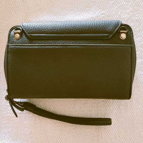 Relic Green Leather Wristlet Crossbody Wallet Purse Handbag New Without Tags - Picture 2 of 4